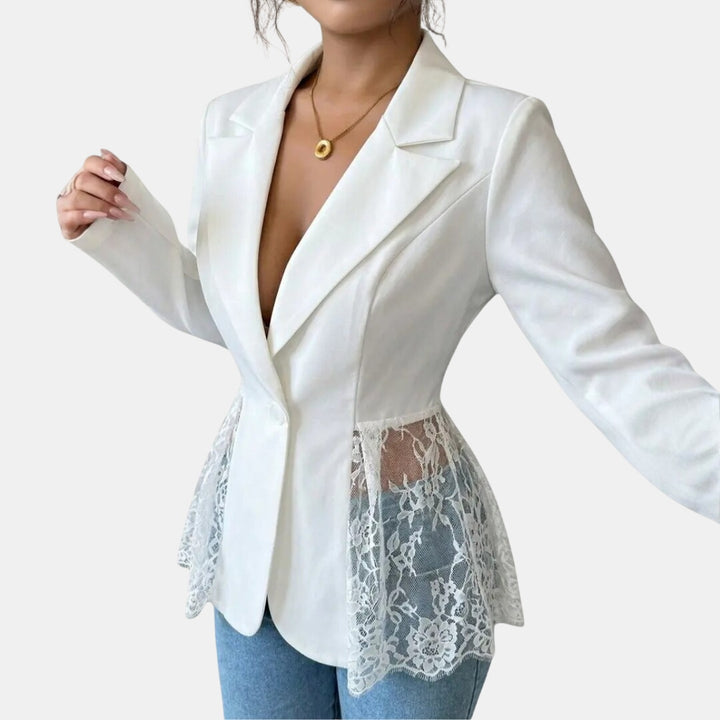White_91625fdb-000d-4542-8fec-ce6bf15a5297
