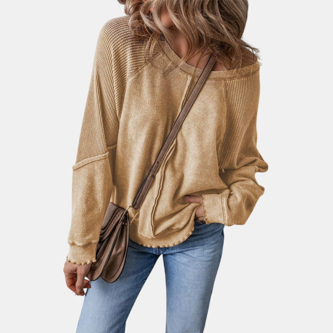 Beige_ec7ada90-9f51-4f92-bff5-17b13fe513fc