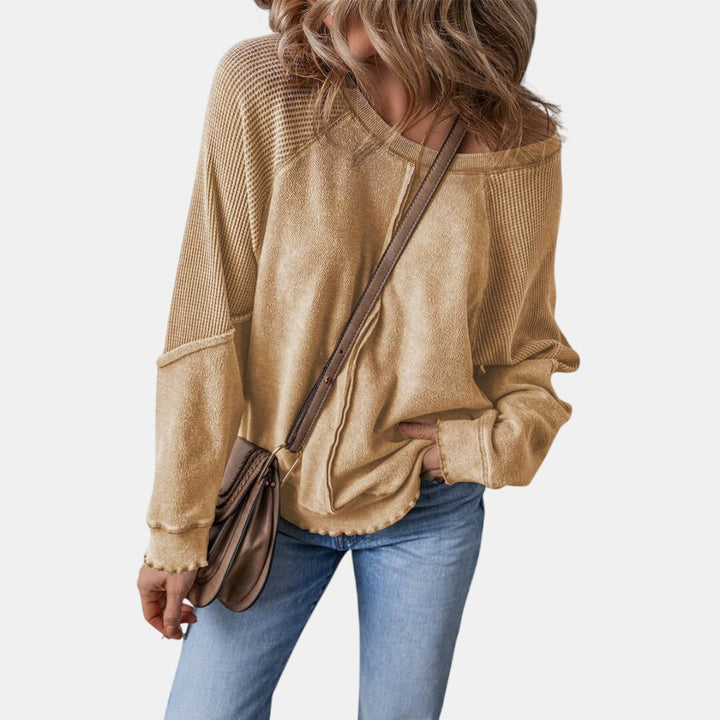 Beige_ec7ada90-9f51-4f92-bff5-17b13fe513fc