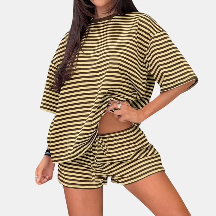 Yellow_b6f006e3-c109-4ae2-aa1b-2a02702285ed