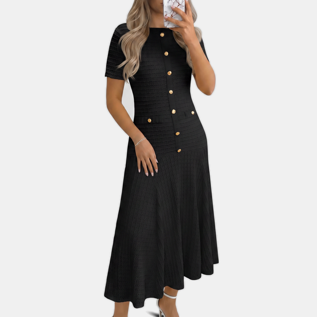 Black_flat_5aa5fc63-9109-4c25-aaff-5de4ca2b4823