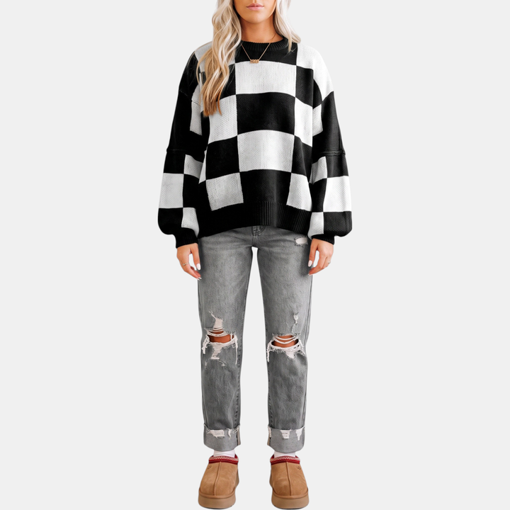Black_flat_sq_10262b3a-761b-41be-a097-5497e4ed0e5b