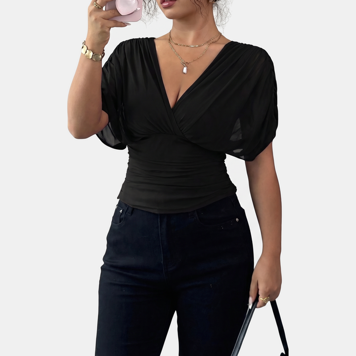 Black_flat_sq_c9a4d840-a03b-4ac8-9c88-3f5cf120f1f4