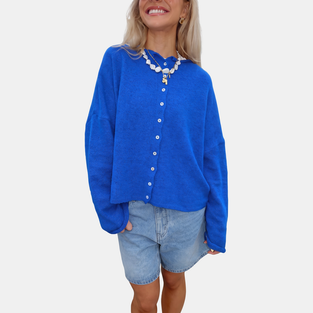 Blue_flat_sq_9616afea-5d51-47e7-adf1-b5701565da42