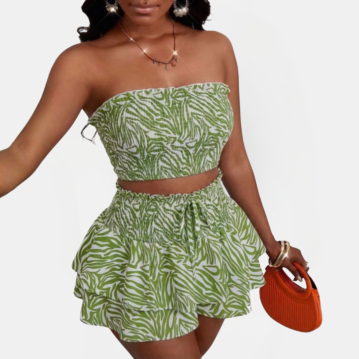 Chartreuse_e337b558-6e50-42d5-b48f-bcd62f06b4bb