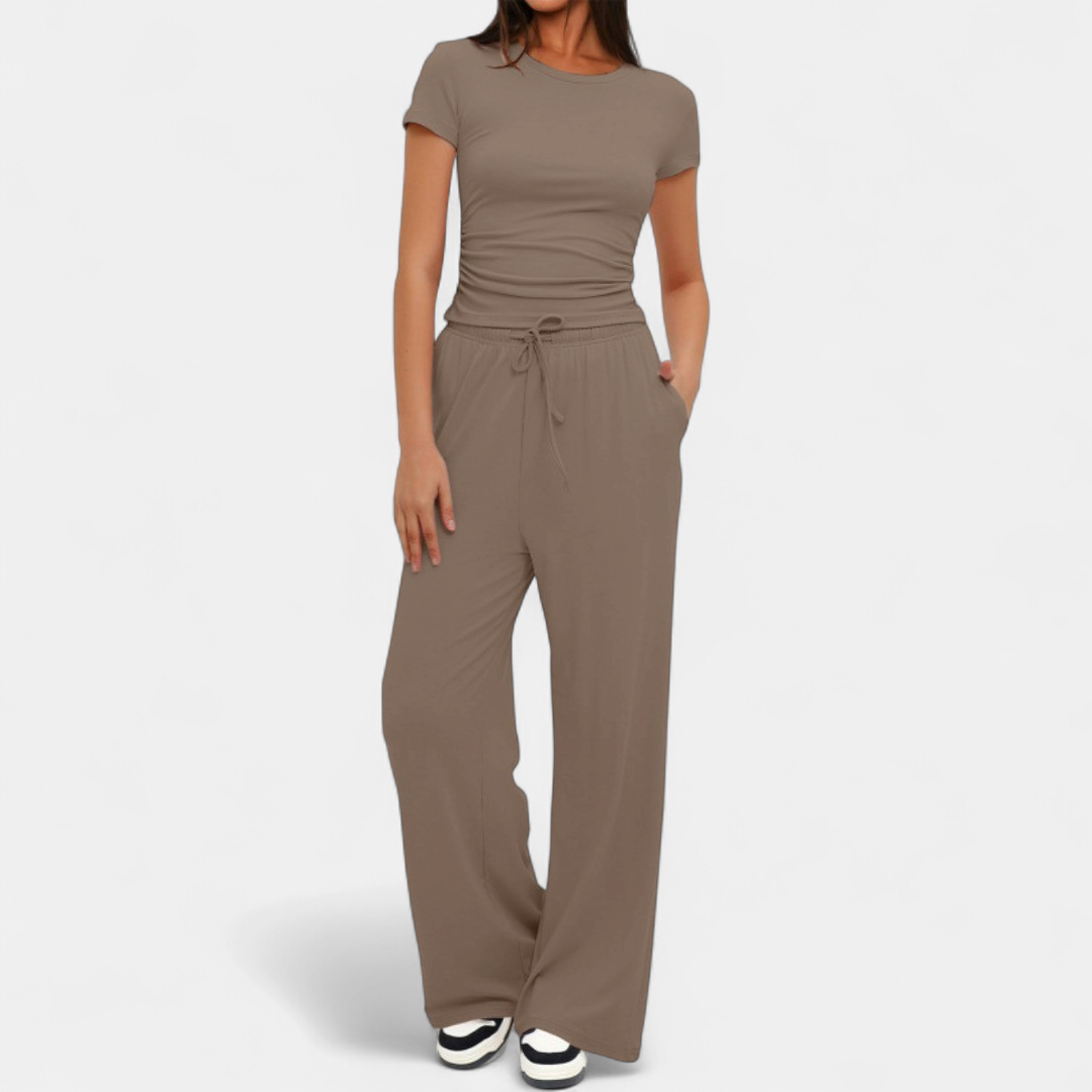 Khaki_d4d52f15-70c2-4578-b00a-824a595dc095