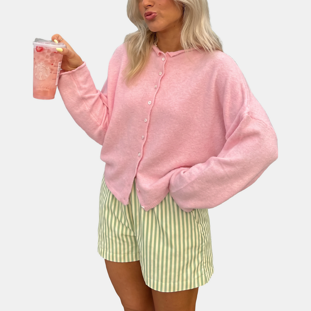 Pink_flat_sq_0407fb51-8dac-4293-aeda-82912324c3eb