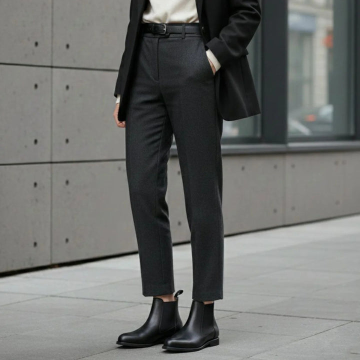 Women's Black Chelsea Boots, Low Block Heel Round Toe Pull Tab