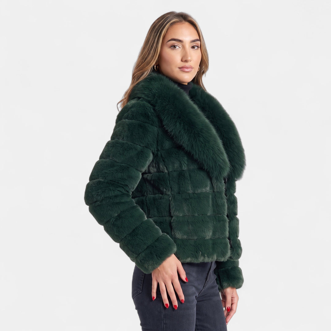 Women's Short Oversized Faux Fur Coat, Relaxed Boxy Fit